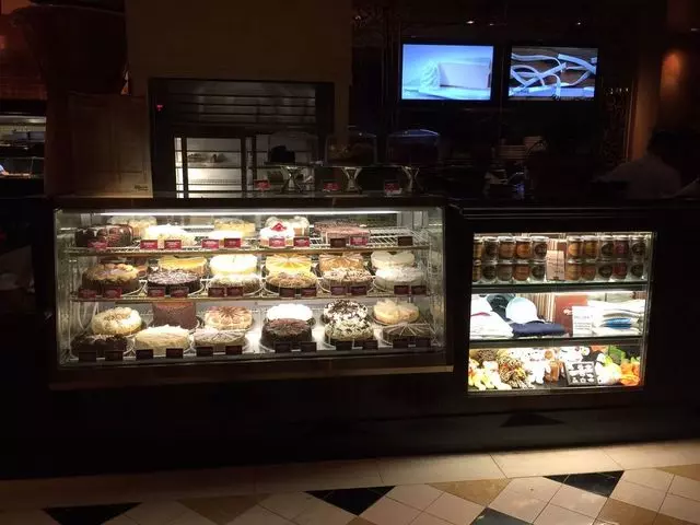 The Cheesecake Factory