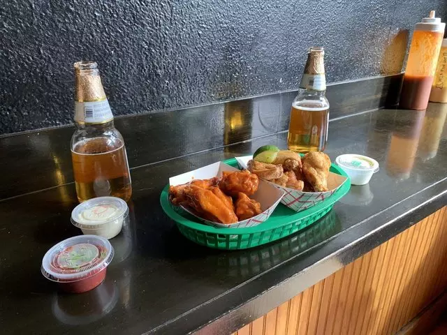 Wing Wings