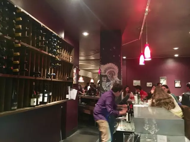 Pause Wine Bar
