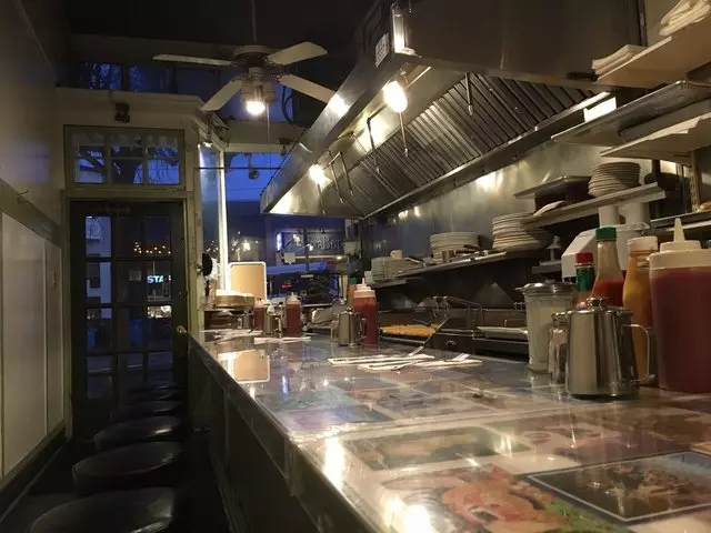 Art’s Cafe
