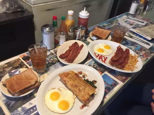 Art’s Cafe