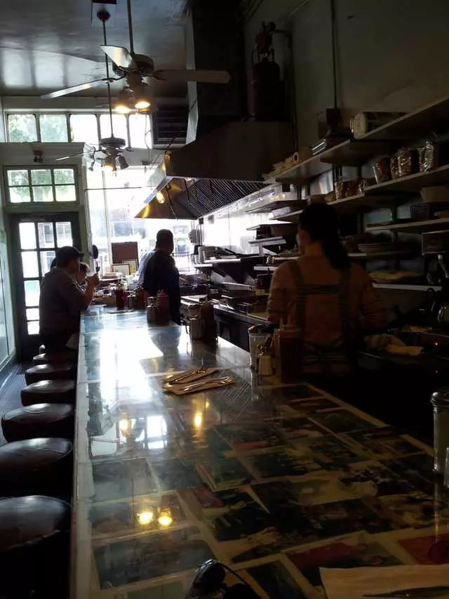 Art’s Cafe