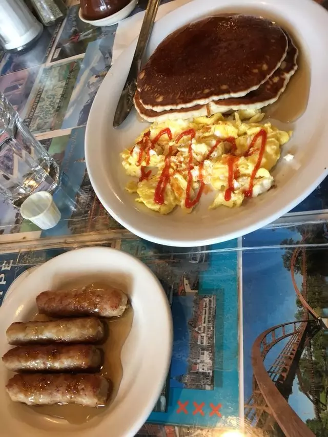 Art’s Cafe