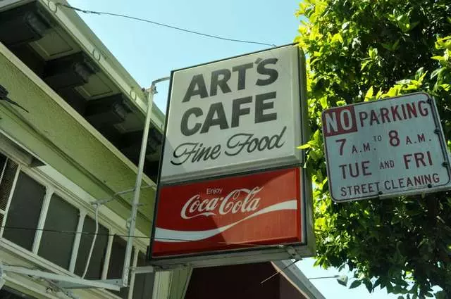 Art’s Cafe