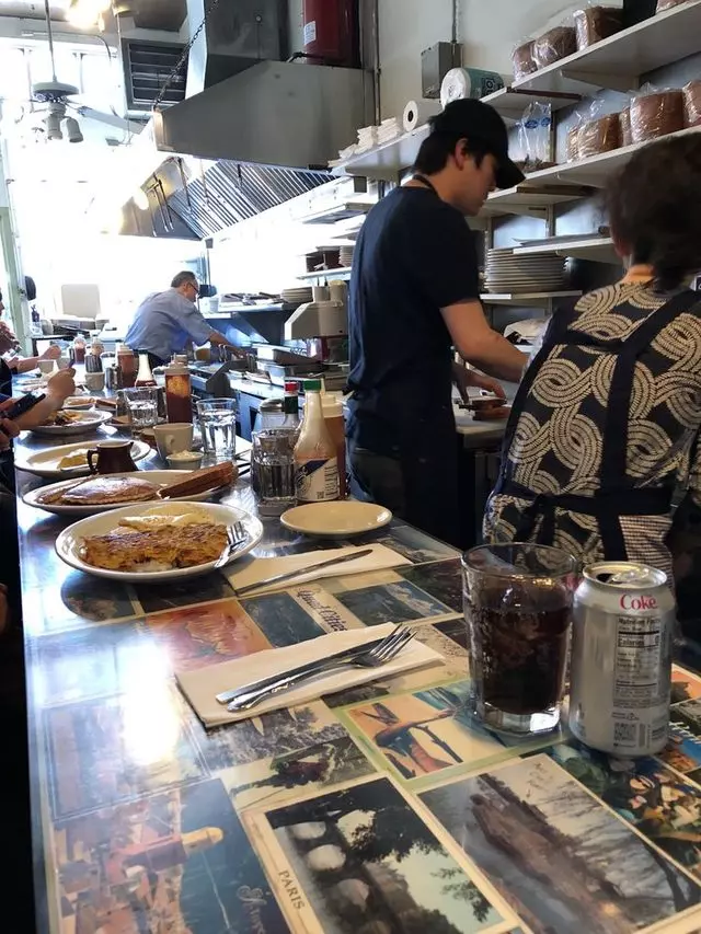 Art’s Cafe