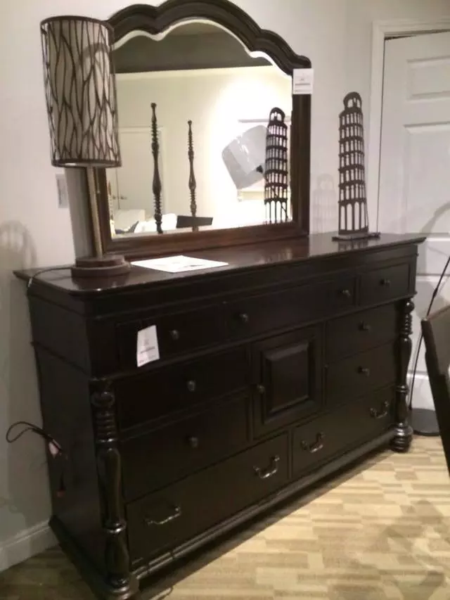 Ana Furniture