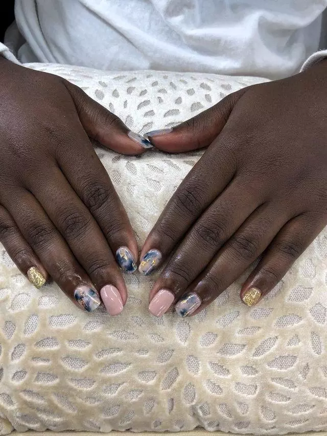 Artistic Nails & Spa