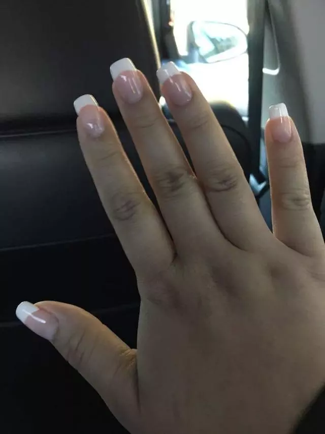 Artistic Nails & Spa