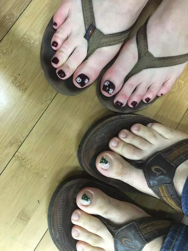Artistic Nails & Spa