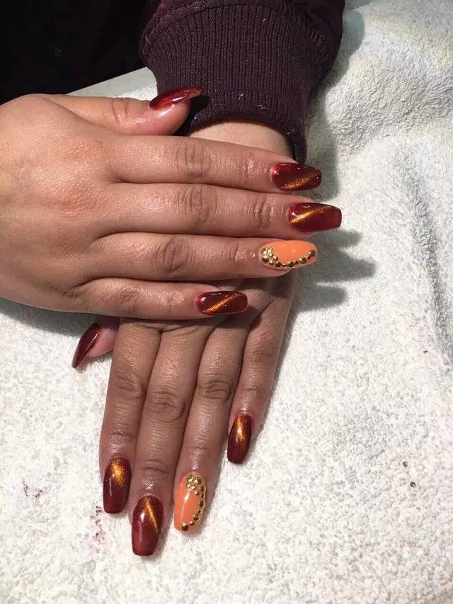 Artistic Nails & Spa