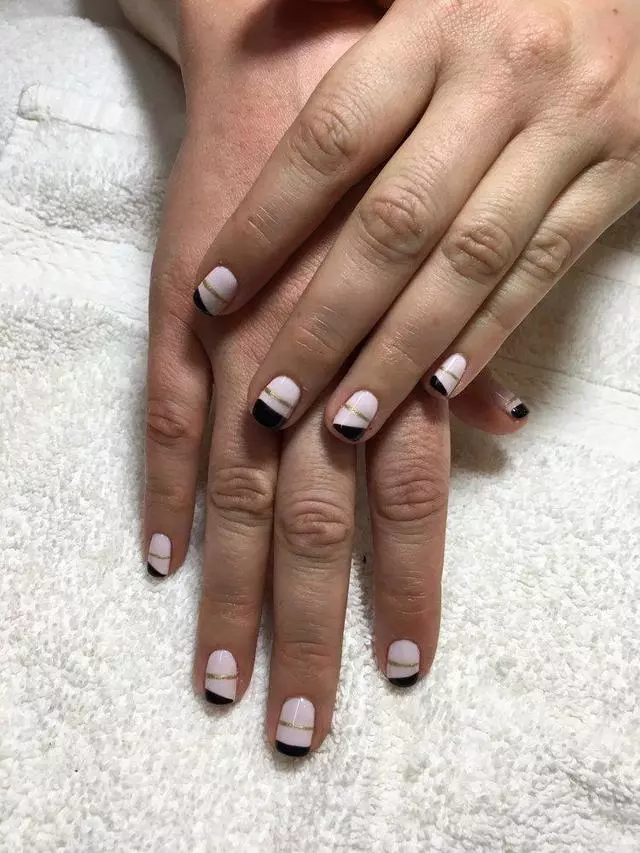Artistic Nails & Spa
