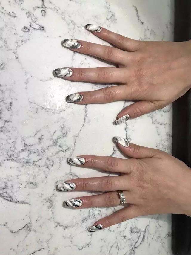 Artistic Nails & Spa
