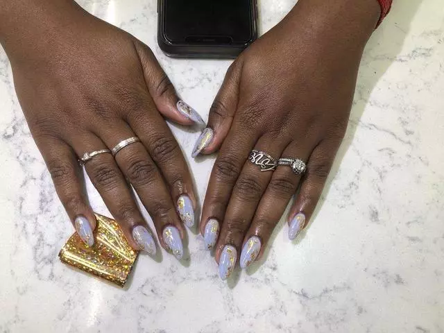 Artistic Nails & Spa