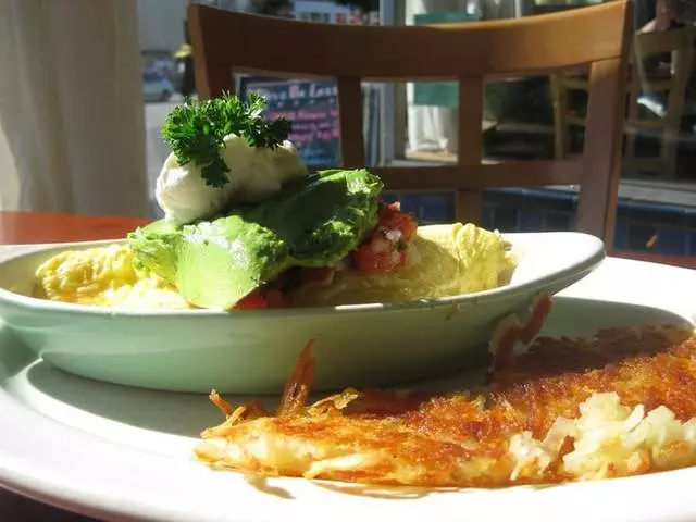 Cove On Castro Cafe