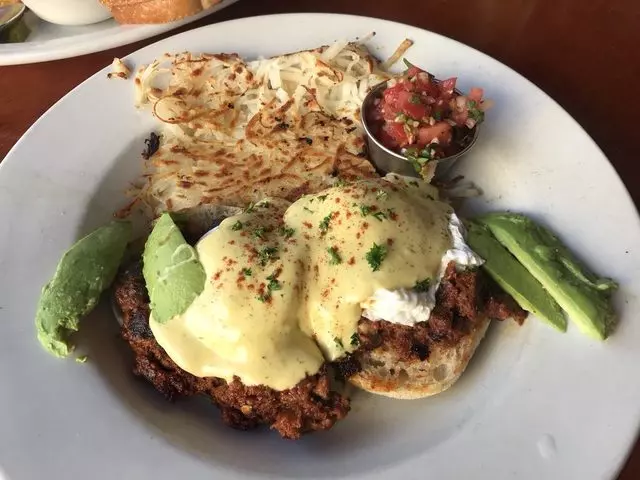 Cove On Castro Cafe