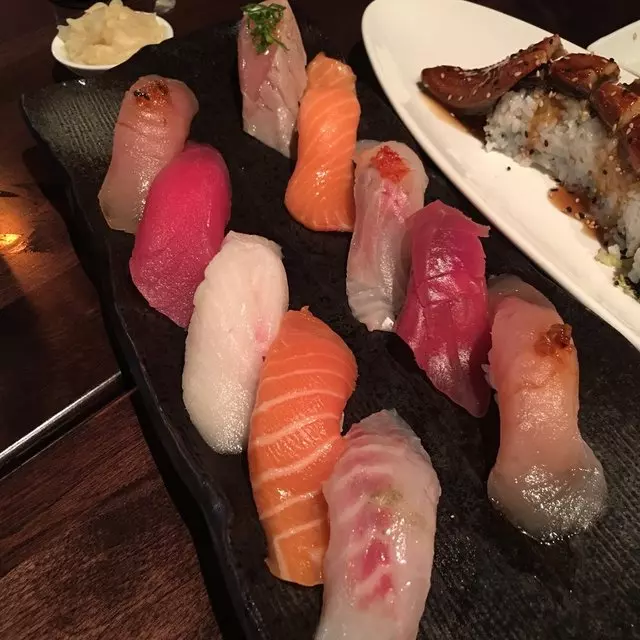Sushi Bistro