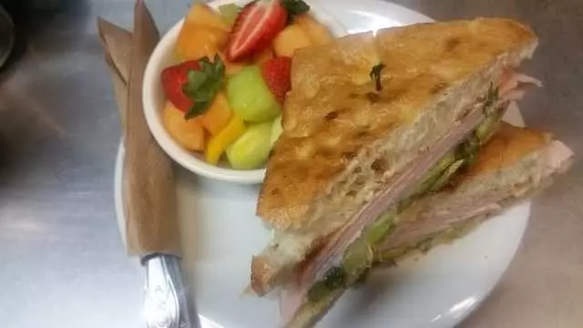 L’s Caffe