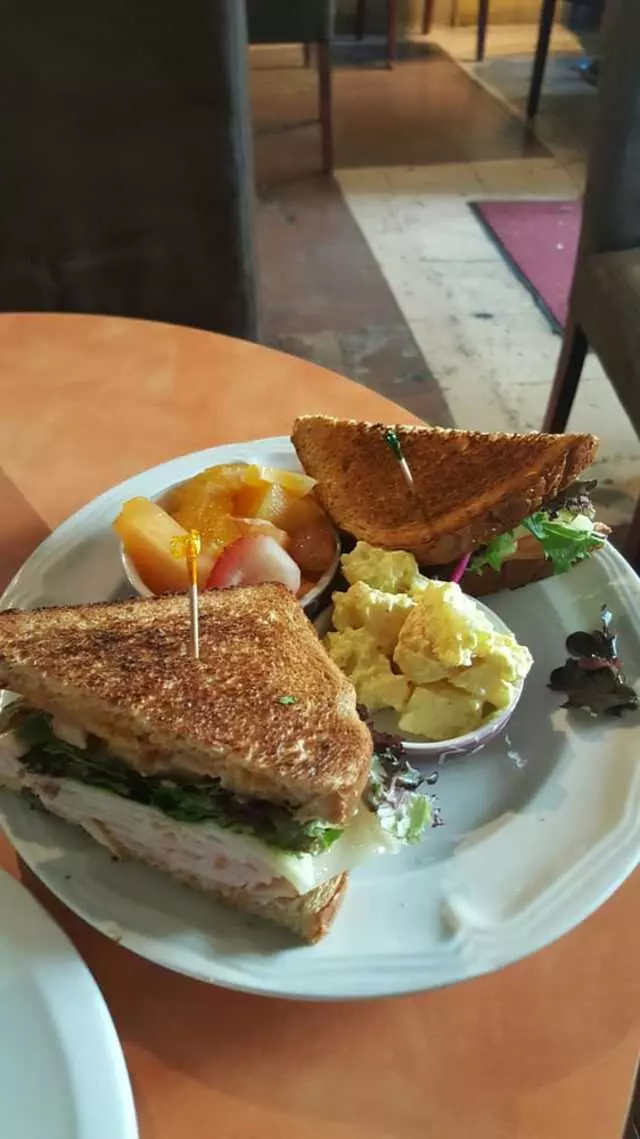 L’s Caffe