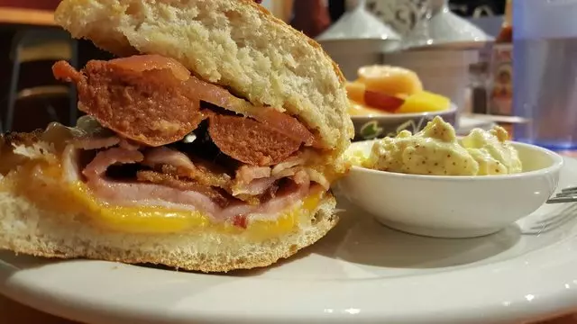 L’s Caffe