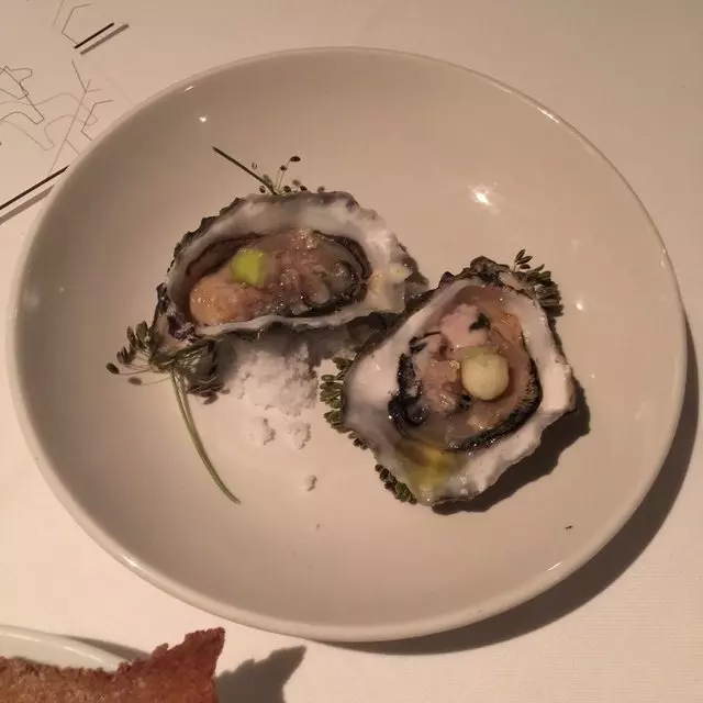 Pläj Scandinavian Restaurant & Bar
