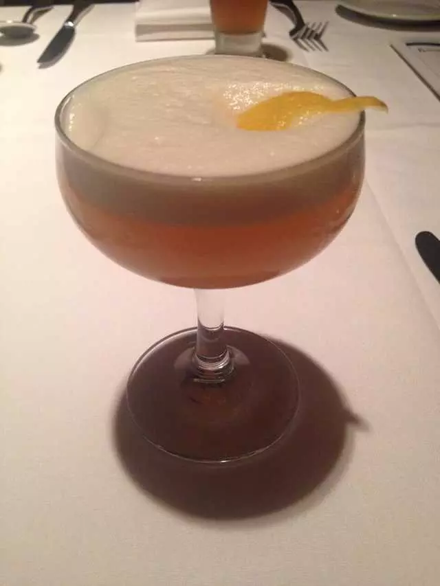 Pläj Scandinavian Restaurant & Bar