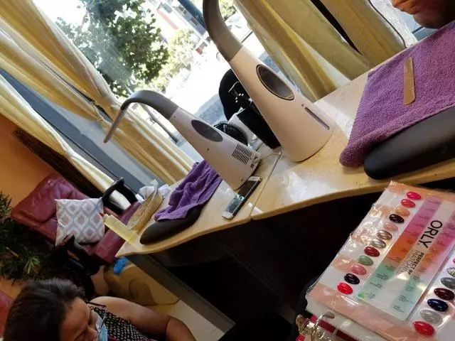 Amazing Nails