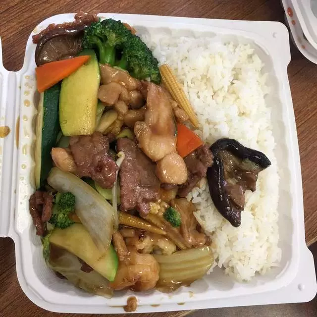 Mission Hunan Restaurant