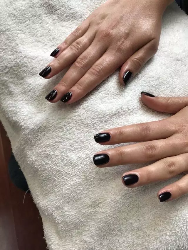 Akua Nail Salon