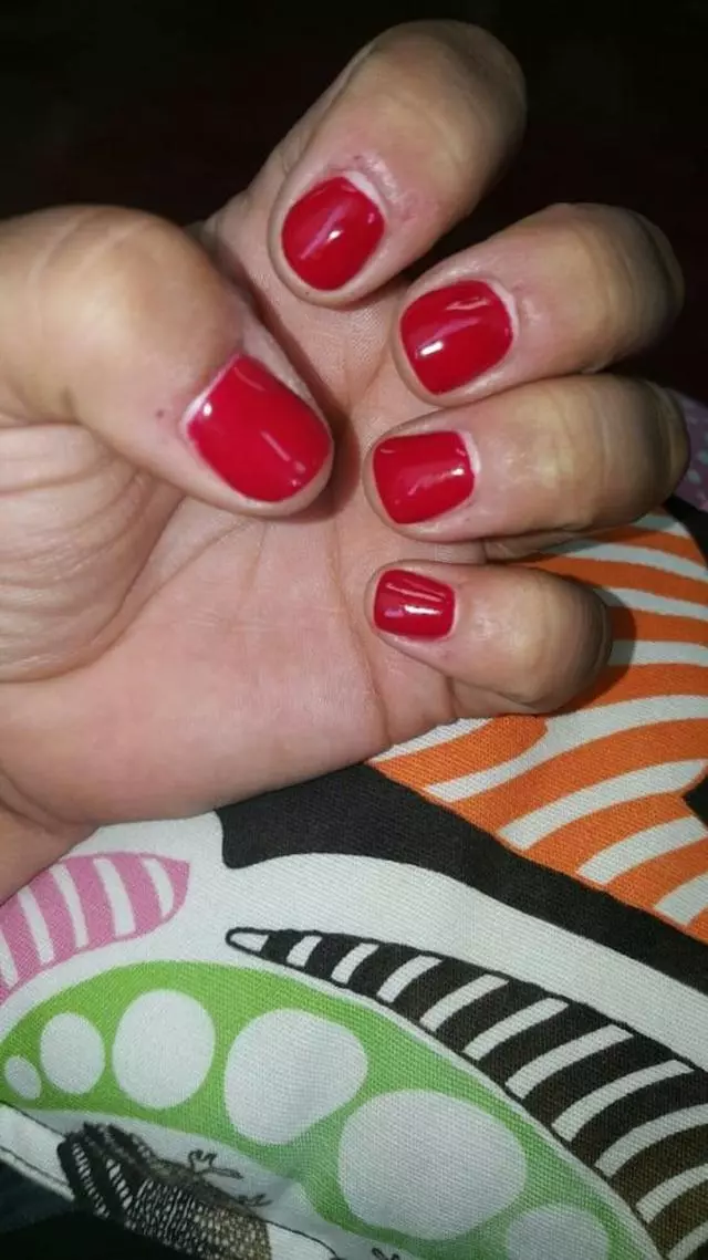 Akua Nail Salon