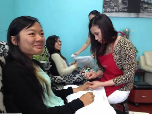 Akua Nail Salon