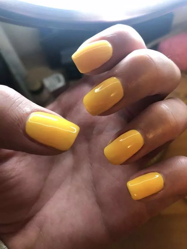 Akua Nail Salon