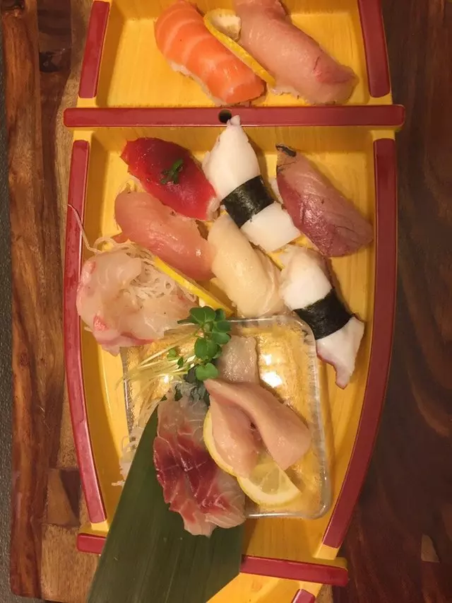Akiko’s Sushi Bar