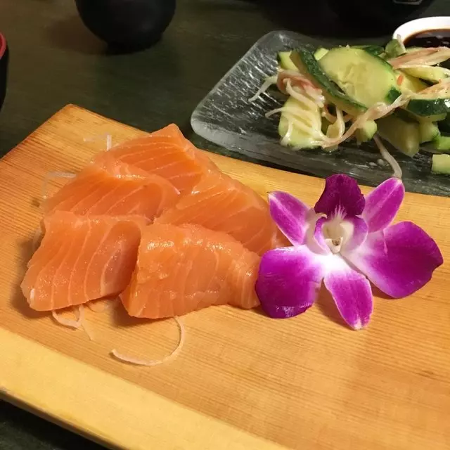 Akiko’s Sushi Bar