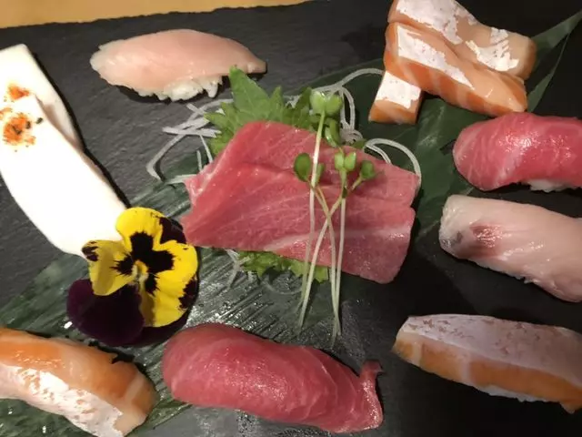 Akiko’s Sushi Bar