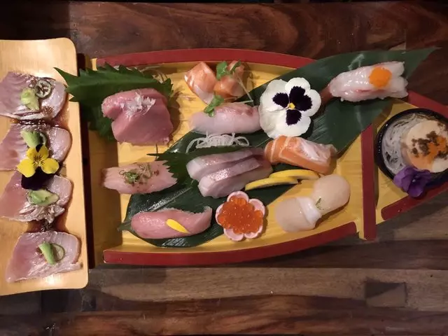 Akiko’s Sushi Bar