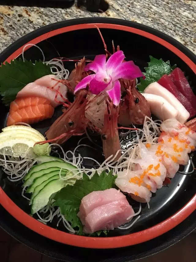 Akiko’s Sushi Bar