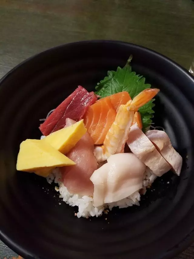 Akiko’s Sushi Bar