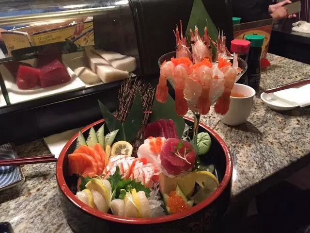 Akiko’s Sushi Bar