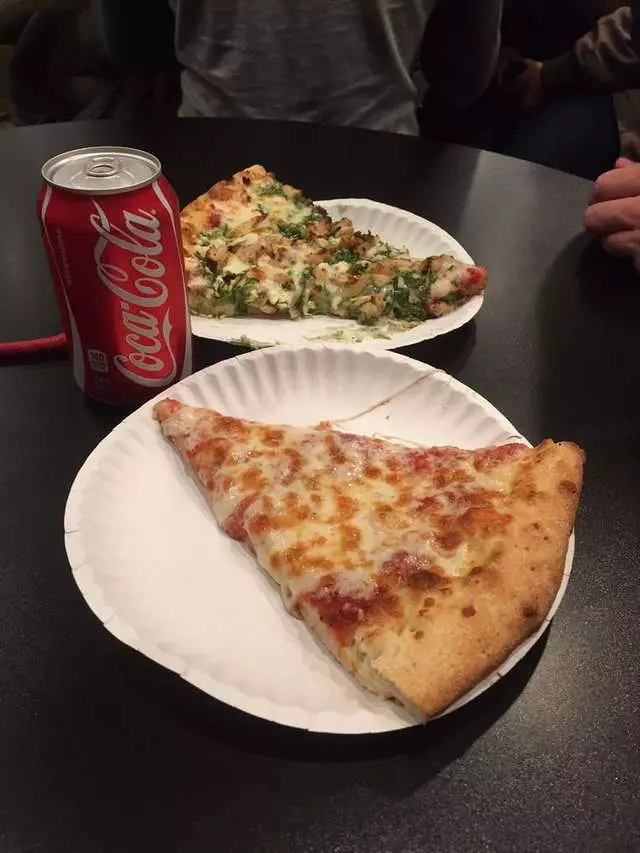 Nizario’s Pizza
