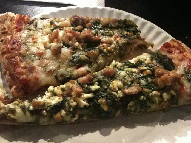 Nizario’s Pizza