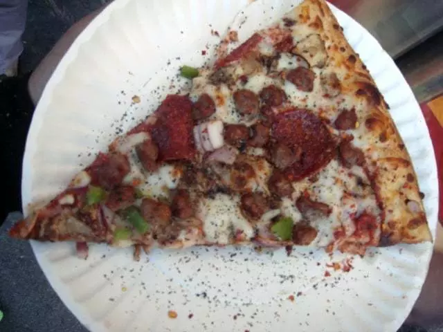 Nizario’s Pizza