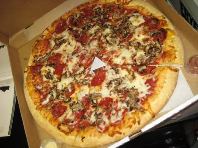 Nizario’s Pizza