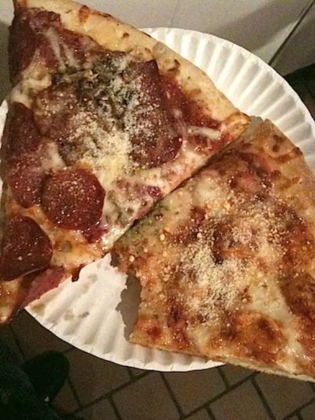 Nizario’s Pizza