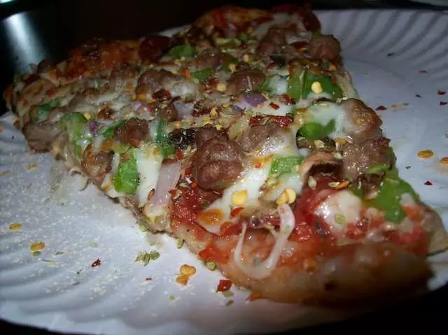 Nizario’s Pizza