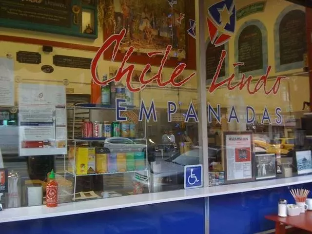 Chile Lindo Empanadas