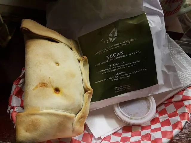 Chile Lindo Empanadas