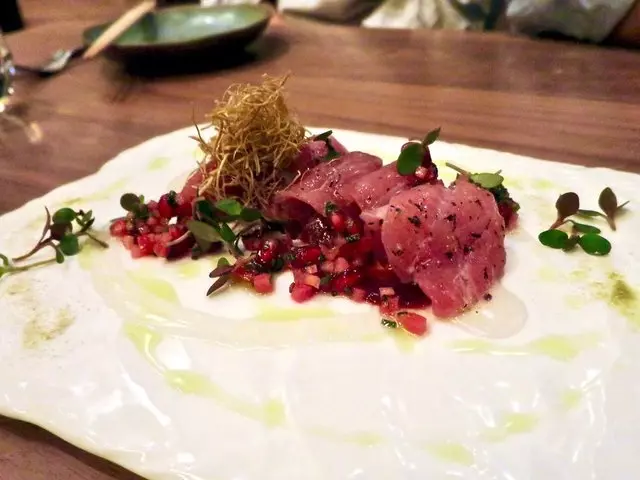 Nomica