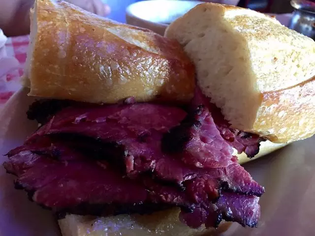 Tommy’s Joynt