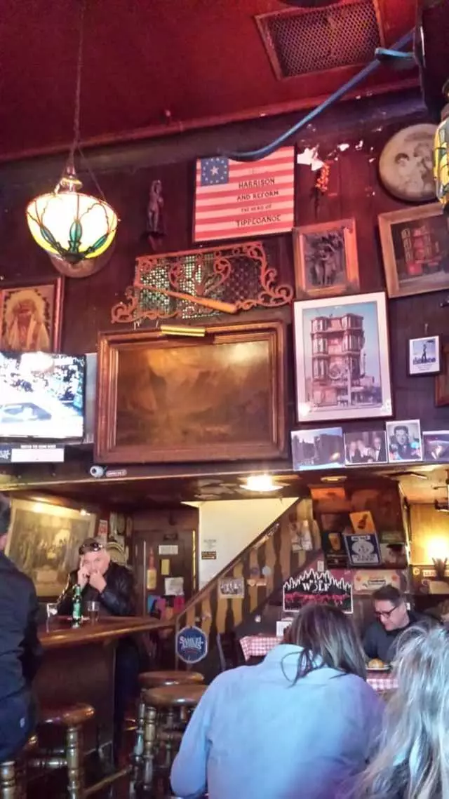 Tommy’s Joynt
