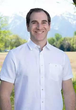 Joshua Sampson, MD
